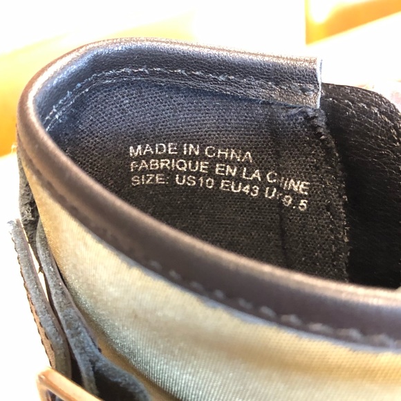 Urban Outfitters - Picture 6 of 8